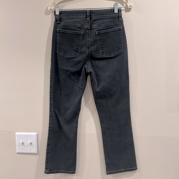 🔥Eileen Fisher Gray High Rise Jeans with Distressed Look🔥 - Picture 2 of 8